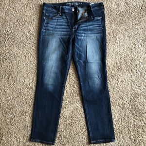14 short American Eagle Skinny Jeans
